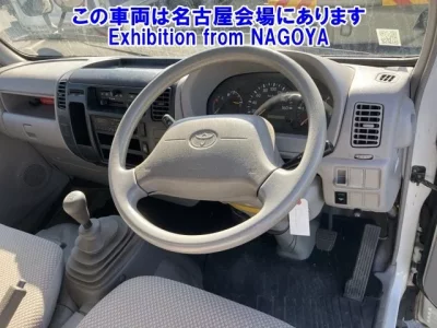 Toyota DYNA  с аукциона в Японии