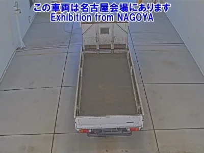 Toyota DYNA  с аукциона в Японии