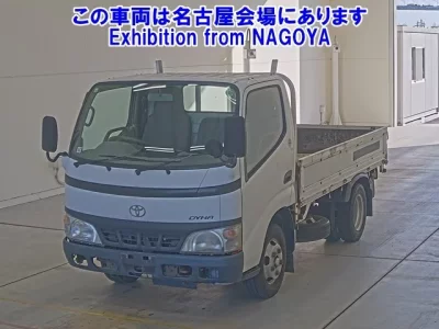 Toyota DYNA  с аукциона в Японии