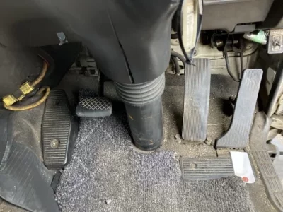 Isuzu FORWARD  с аукциона в Японии