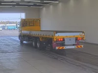 Nissan QUON лот № 4182 оценка 3.5  с аукциона в Японии 1