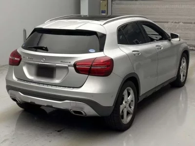 Mercedes-Benz GLA CLASS