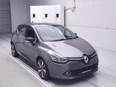Renault LUTECIA