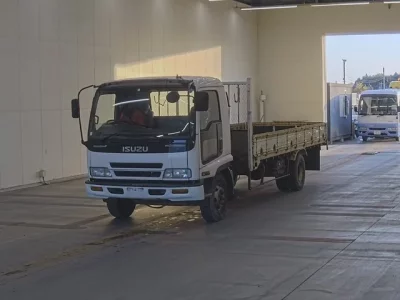 Isuzu FORWARD  с аукциона в Японии