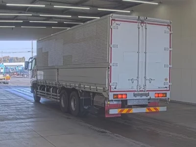 Mitsubishi SUPER GREAT  с аукциона в Японии