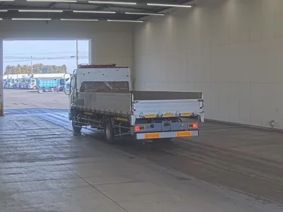 Isuzu FORWARD  с аукциона в Японии