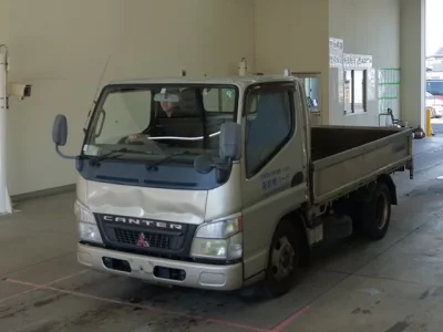 Mitsubishi CANTER  с аукциона в Японии