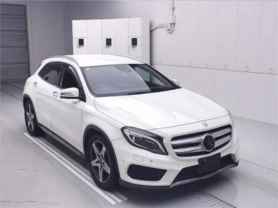 Mercedes-Benz GLA CLASS