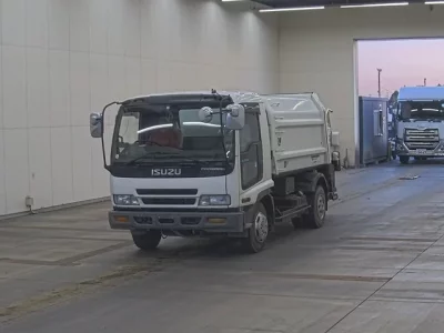 Isuzu FORWARD  с аукциона в Японии