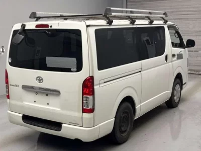 Toyota REGIUS ACE VAN