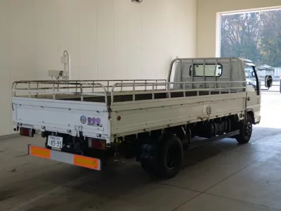 Isuzu ELF  с аукциона в Японии