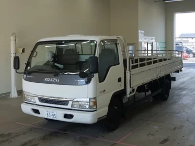 Isuzu ELF  с аукциона в Японии