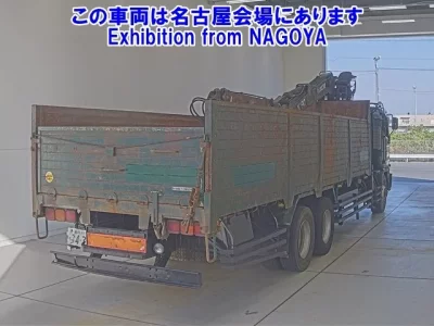 Hino TRUCK