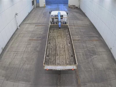 Isuzu FORWARD  с аукциона в Японии