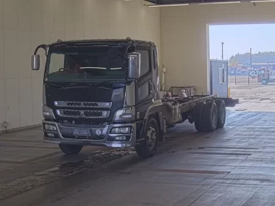 Mitsubishi SUPER GREAT  с аукциона в Японии