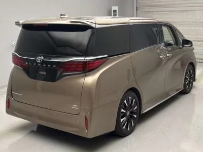 Toyota ALPHARD  с аукциона в Японии
