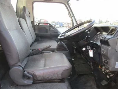 Isuzu ELF  с аукциона в Японии