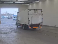 Isuzu FORWARD лот № 3370 оценка R  с аукциона в Японии 1
