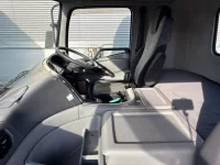 Nissan QUON лот № 4221 оценка 3.5  с аукциона в Японии 4