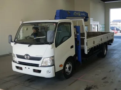 Hino DUTRO  с аукциона в Японии