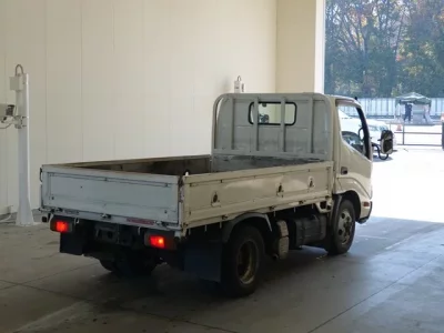 Hino DUTRO  с аукциона в Японии