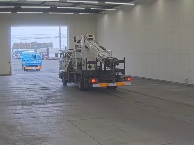 Isuzu FORWARD  с аукциона в Японии