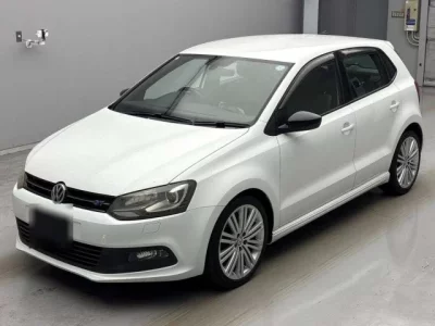 Volkswagen POLO  с аукциона в Японии