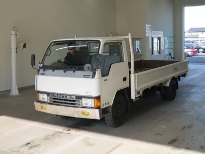 Mitsubishi CANTER  с аукциона в Японии
