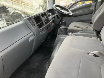 Isuzu ELF  с аукциона в Японии