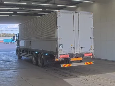 Mitsubishi SUPER GREAT  с аукциона в Японии