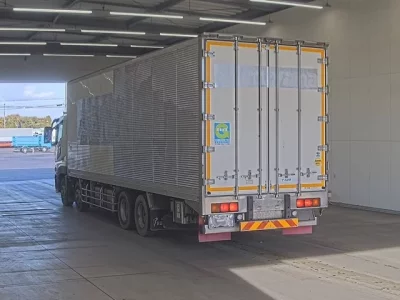 Mitsubishi SUPER GREAT  с аукциона в Японии