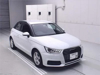 Audi A1  с аукциона в Японии