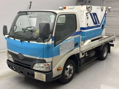 Toyota DYNA  с аукциона в Японии