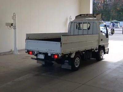 Isuzu ELF  с аукциона в Японии