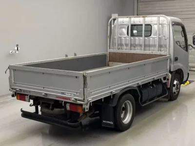 Hino DUTRO  с аукциона в Японии