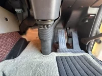 Nissan QUON лот № 4271 оценка 3  с аукциона в Японии 3