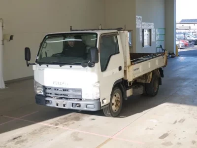 Isuzu ELF  с аукциона в Японии