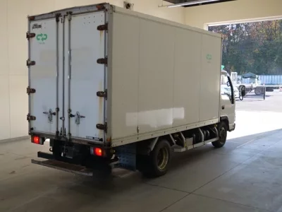 Isuzu ELF  с аукциона в Японии