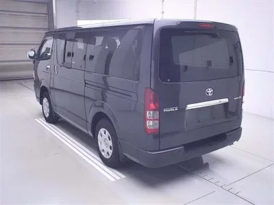 Toyota HIACE VAN  с аукциона в Японии