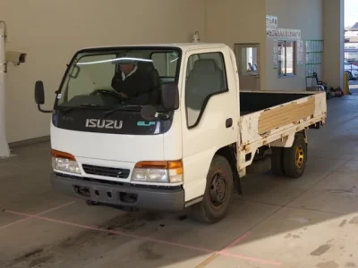 Isuzu ELF  с аукциона в Японии