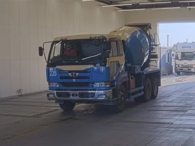 Nissan TRUCK  с аукциона в Японии