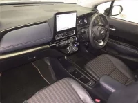 Toyota AQUA лот № 60250 оценка R  с аукциона в Японии 3