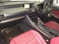 Lexus IS лот № 60254 оценка 3.5  с аукциона в Японии 3