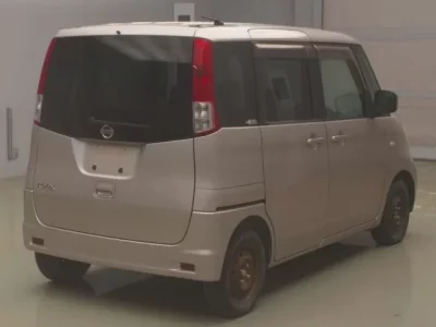 Nissan ROOX  с аукциона в Японии