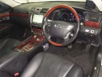 Lexus LS лот № 60271 оценка 4  с аукциона в Японии 2