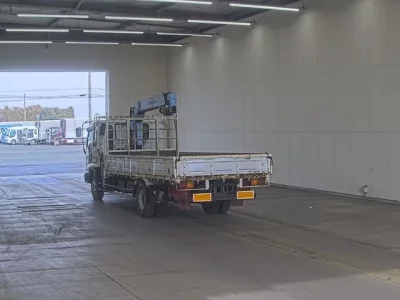 Isuzu FORWARD  с аукциона в Японии