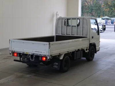 Isuzu ELF  с аукциона в Японии