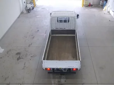 Isuzu ELF  с аукциона в Японии