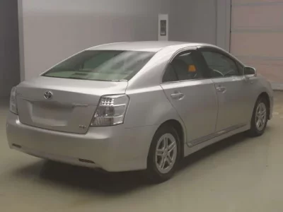 Toyota SAI  с аукциона в Японии