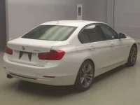 BMW 3-Series лот № 80008 оценка 4  с аукциона в Японии 1